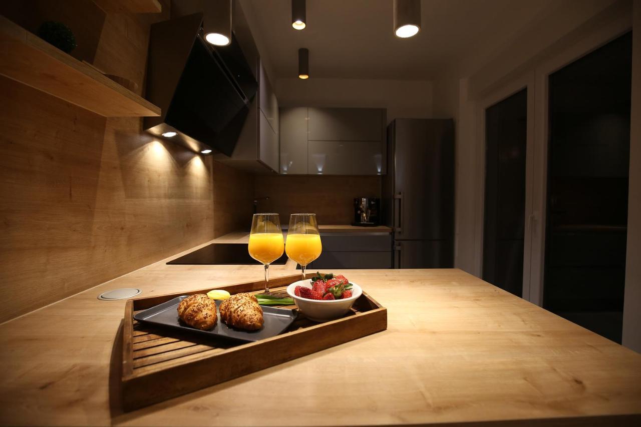 Apartment Esso Private Roof Terrace